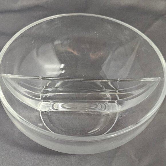 Vintage Clear Glass Divided Oval Relish, Nuts, Candy Dish Preowned Condition - Picture 3 of 6